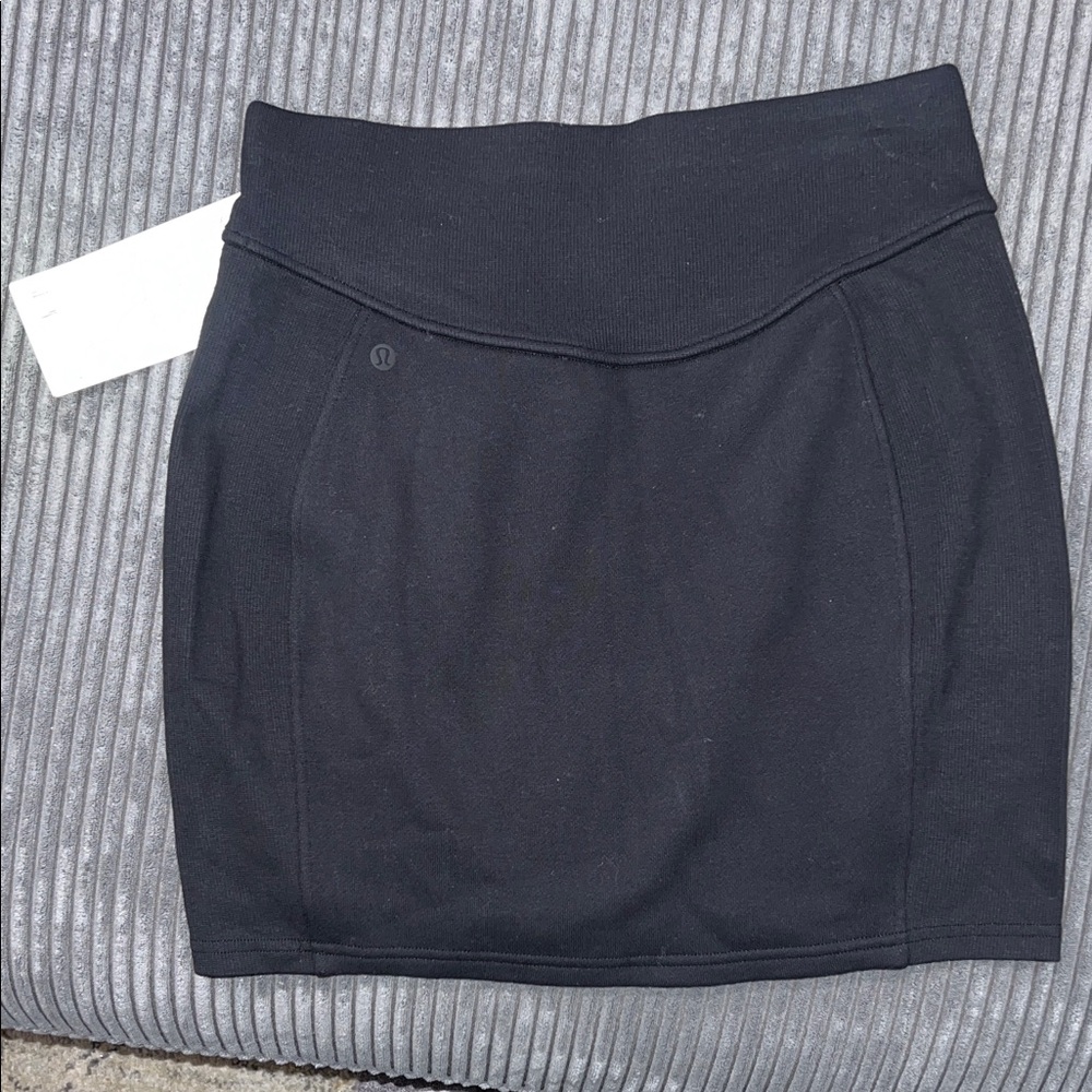 Lululemon Athletica Black Scuba HR Mini Skirt